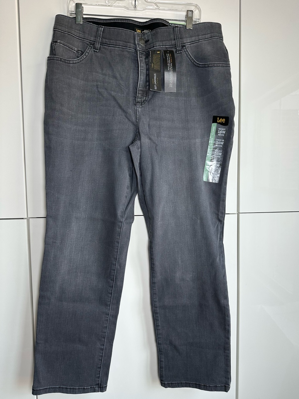Lee Straight Leg Jeans Gray 16W Petite Flex Motion NWT